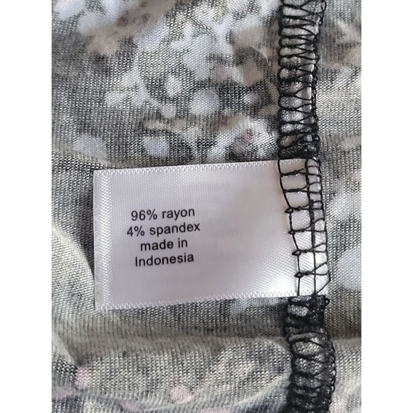 Lane Bryant Cardigan 18/20 Black Pink Floral Open Front Waterfall Excellent - Picture 7 of 8